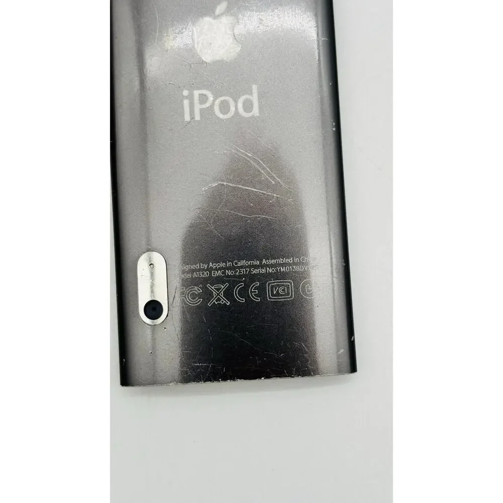 2 Apple iPod Nano 5th Gen A1320 And One 4th Gen A1285 All For Parts And Repair